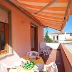 Apartamento Camelia E Gabry - Zona Mare Con Posti Auto E Terrazze Marina di Campo