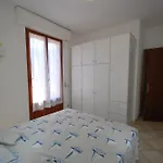 Apartamento Camelia E Gabry - Zona Mare Con Posti Auto E Terrazze
