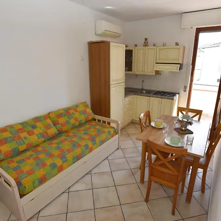 Apartment Camelia E Gabry - Zona Mare Con Posti Auto E Terrazze *