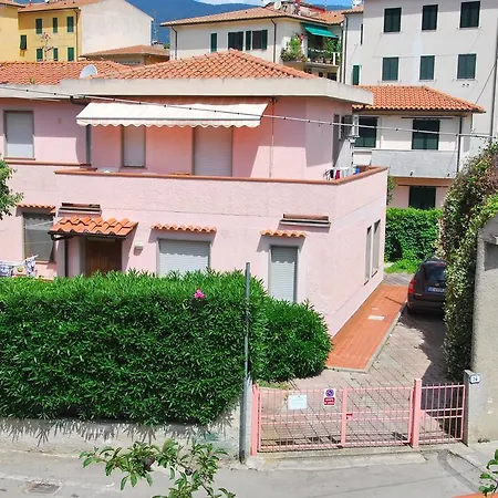 Lägenhet Camelia E Gabry - Zona Mare Con Posti Auto E Terrazze *