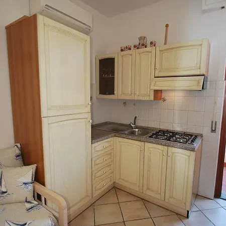 Lejlighed Camelia E Gabry - Zona Mare Con Posti Auto E Terrazze *