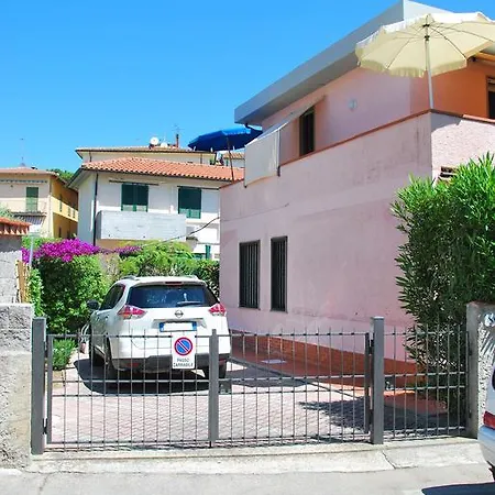 شقة Camelia E Gabry - Zona Mare Con Posti Auto E Terrazze *