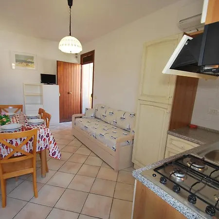 Camelia E Gabry - Zona Mare Con Posti Auto E Terrazze مارينا دي كامبو